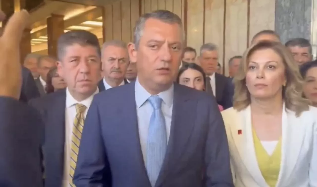 CHP Genel Başkanı: "Meclis'te kan akmaya başlıyorsa vatandaş ne yapacak?" açıklamasıyla gündemde.