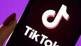 Hükümetten flaş karar: TikTok'un kullanımı bir yıl süreyle yasaklanacak