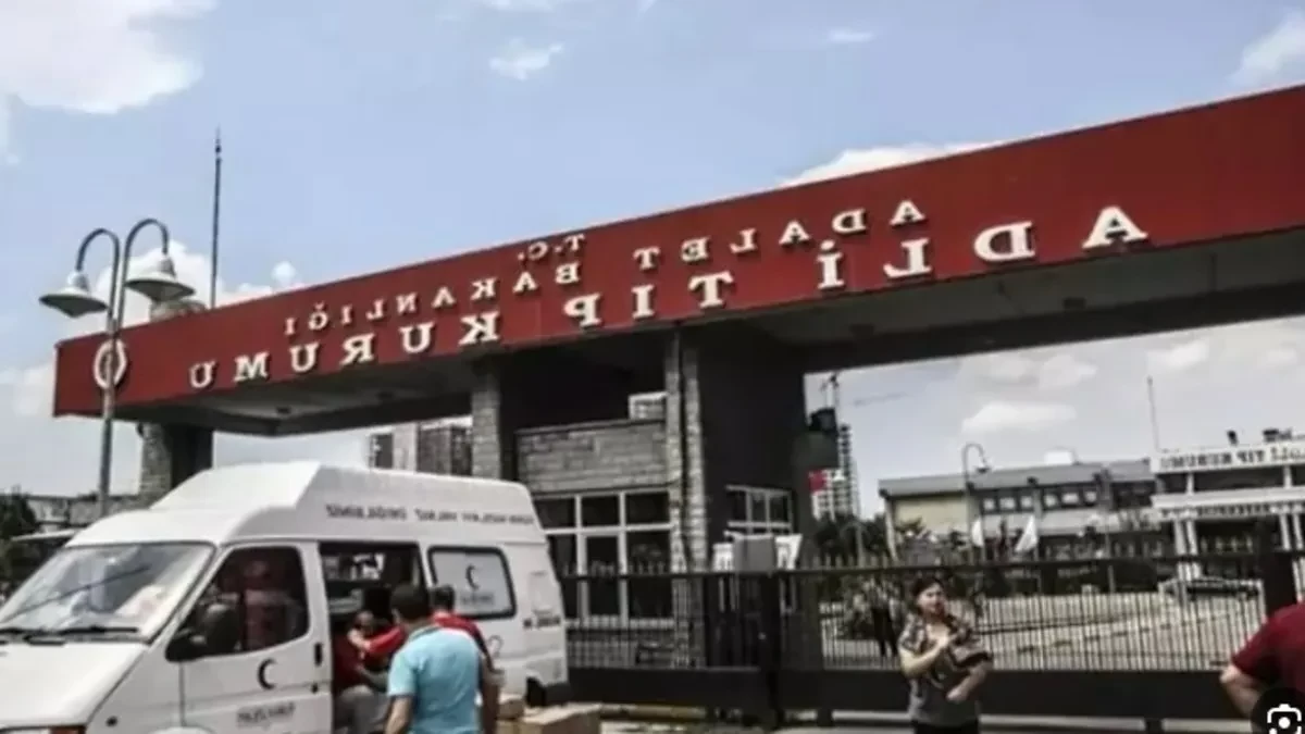 Tekirdağ'da silahla kız arkadaşını öldüren şahıs intihar etti.