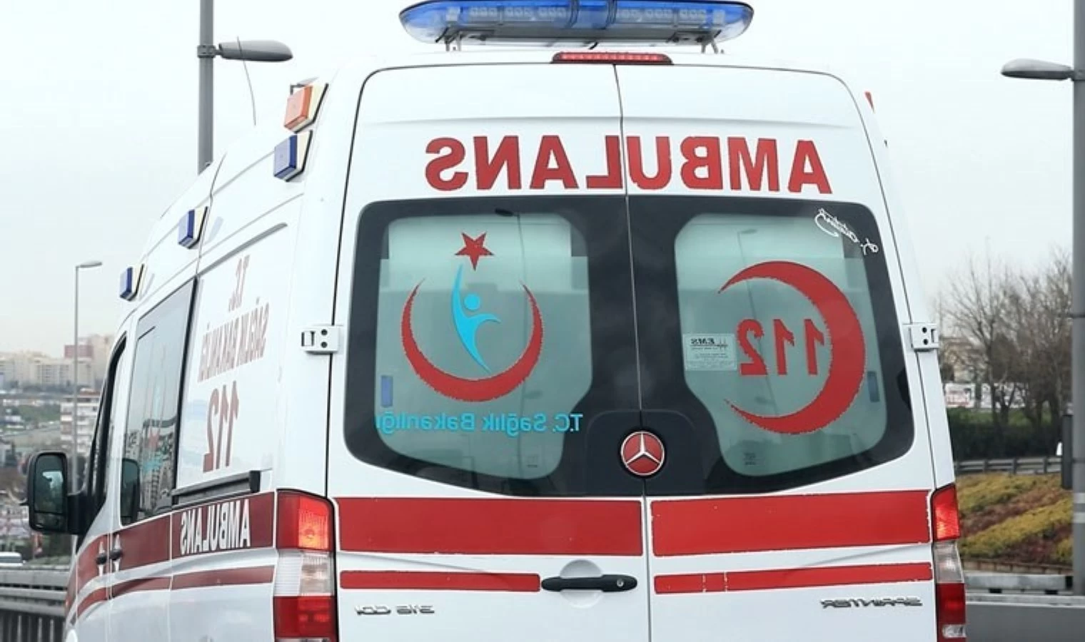 Esenyurt'ta Ambulans Şoförüne Yapılan Motorlu Saldırı Kınandı